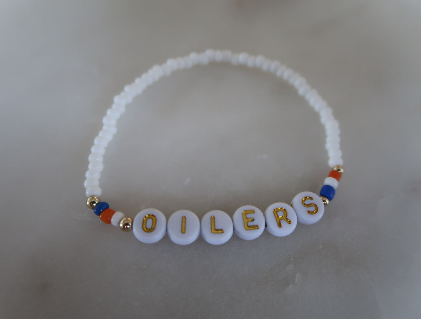 the dainty NHL friendship bracelet (white)