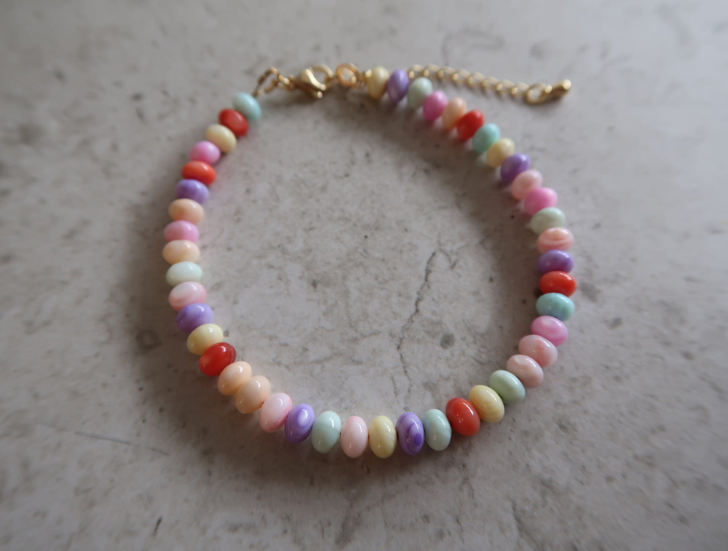 poolside beaded bracelet (rainbow sherbert)
