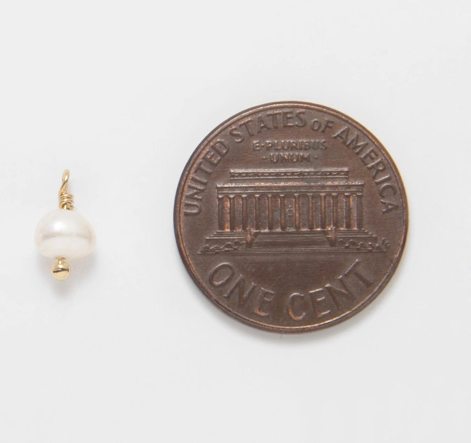 gold pearl charm (2)