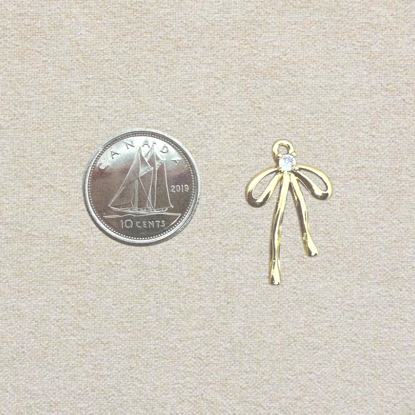 gold bow charm (5)
