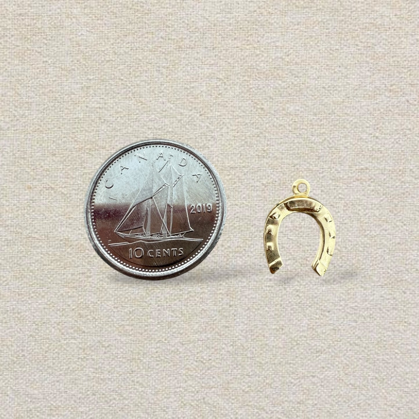 *14k gold filled* horseshoe charm