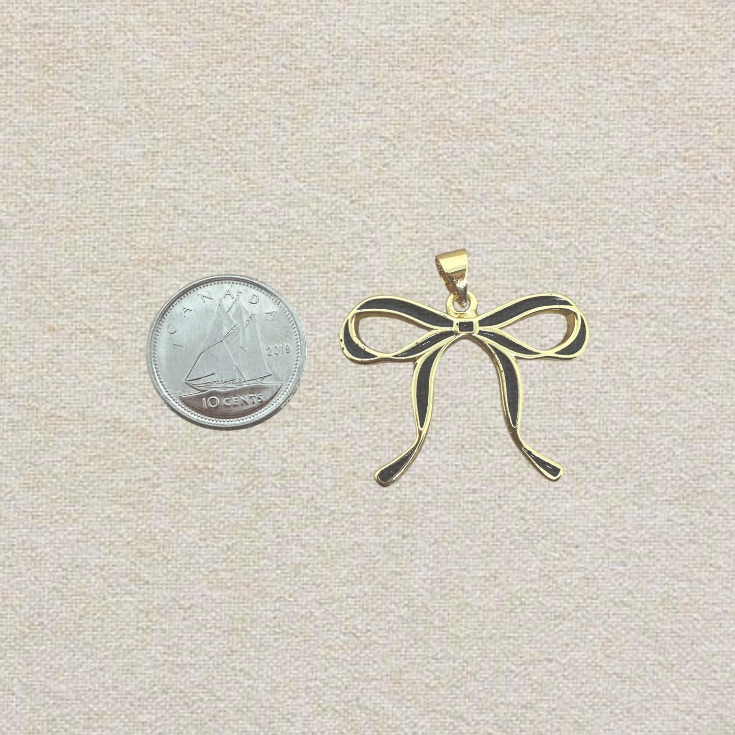 black bow charm