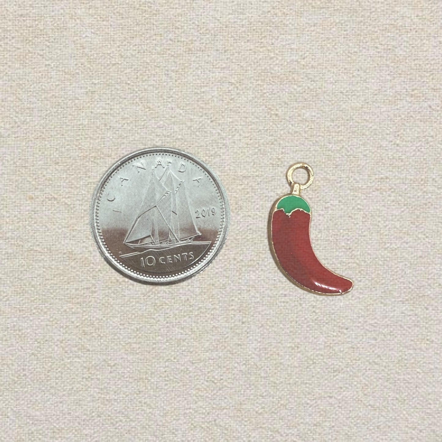 red pepper enamel charm