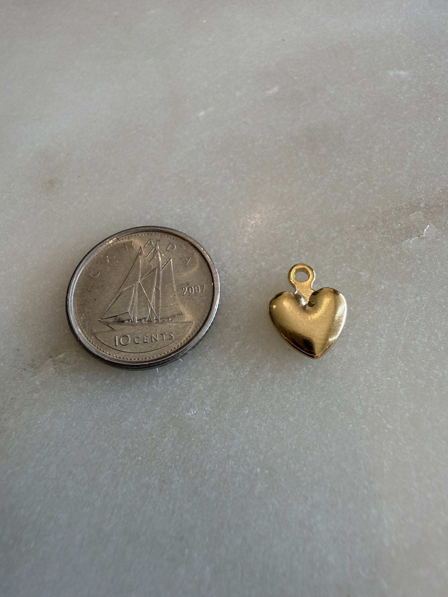 heart charm gold (2)