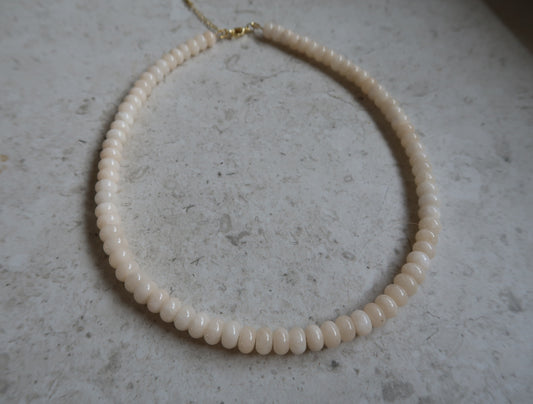 sweet cream chunky necklace