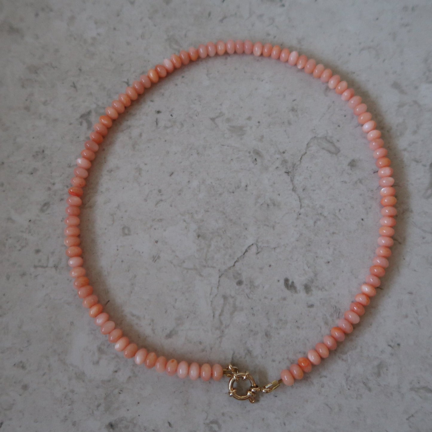 poolside beaded necklace (sun tan) PRE ORDER