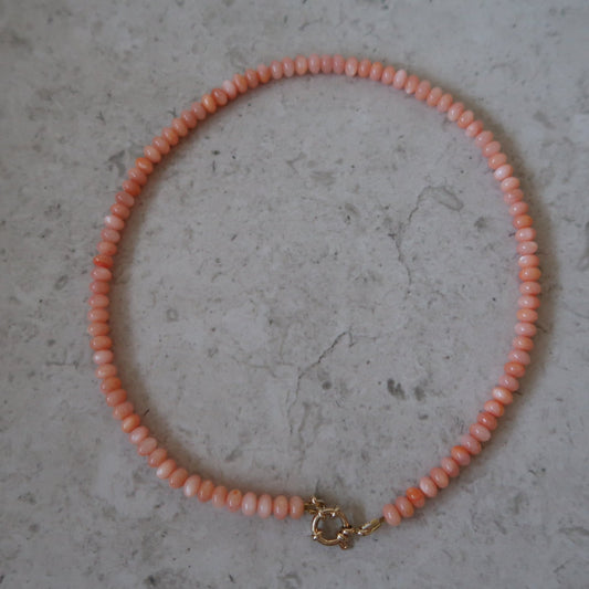poolside beaded necklace (sun tan)