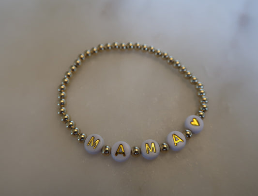MAMA 🤍 beaded bracelet
