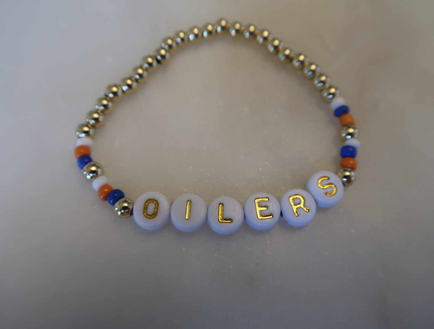 the dainty NHL friendship bracelet (gold)