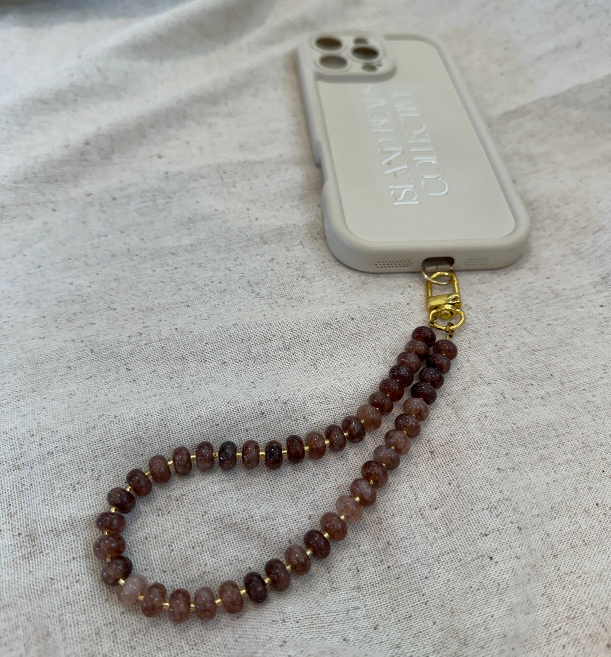 beaded phone charm (chai latte)