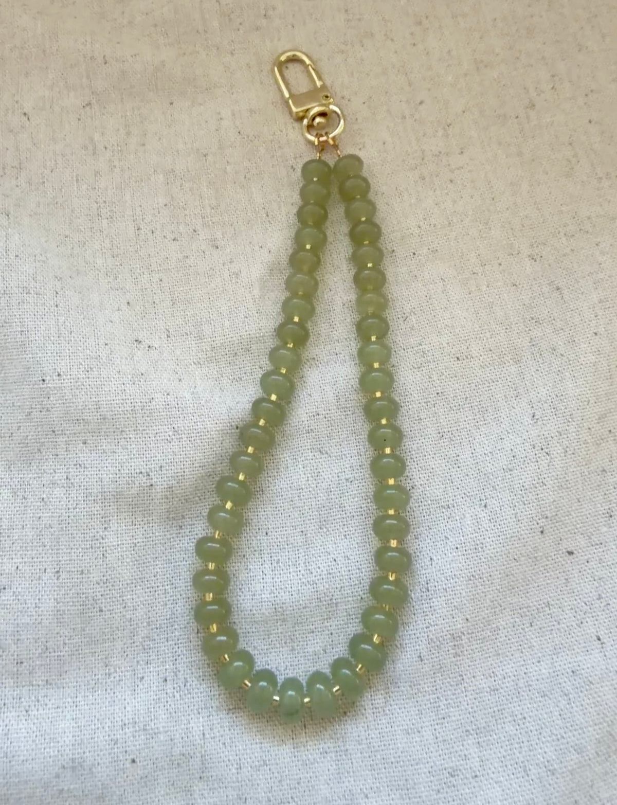 beaded phone charm (palm)