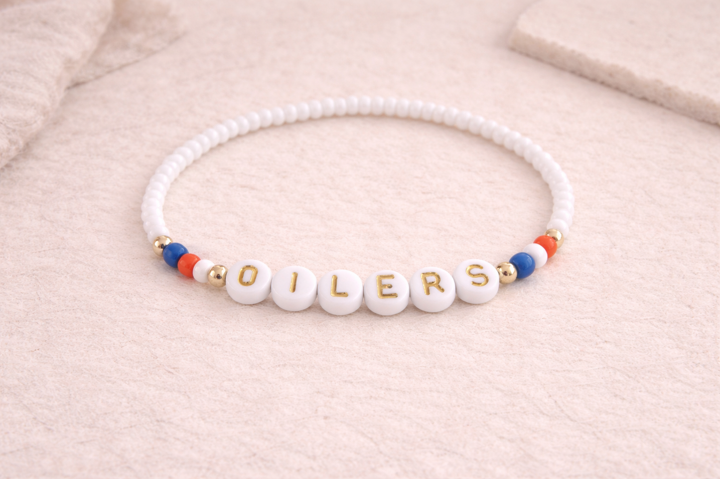 the dainty NHL friendship bracelet (white)