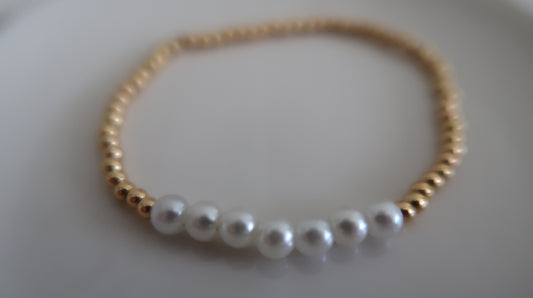 the seven golden pearls beaded bracelet