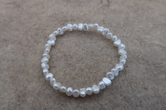 the sunset pearl bracelet