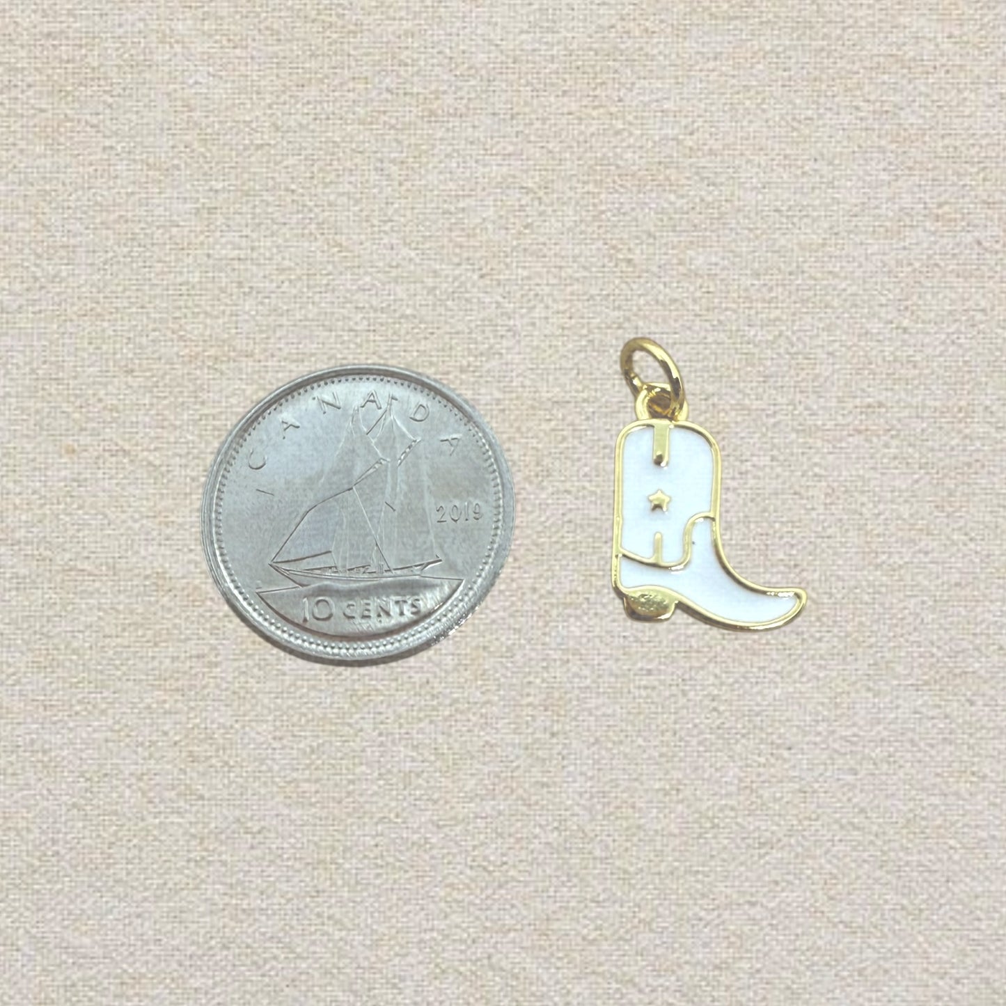 gold and white cowboy boot charm (short)