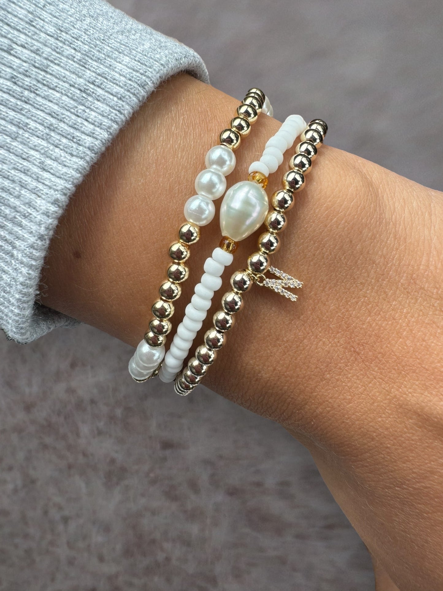 the golden pearl bracelet