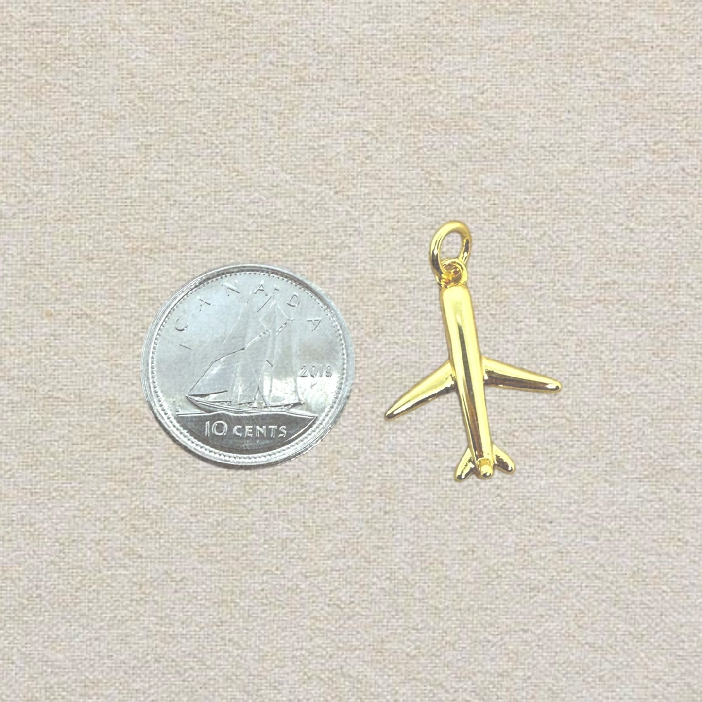 gold airplane charm (2)
